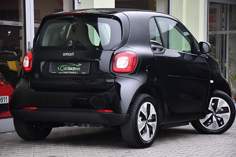 Smart Fortwo COUPE EQ 60KW - fotka 4 z 25