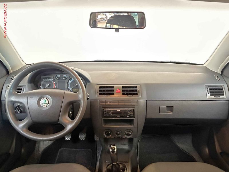 Škoda Fabia (2006) 1.2i, ČR, STK9/28 - fotka 8 z 13