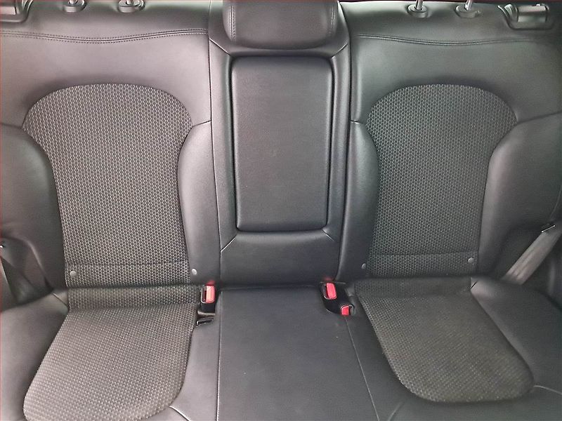 Hyundai ix35 (2011) 2.0 CRDi, 4X4, Tempomat - fotka 10 z 18