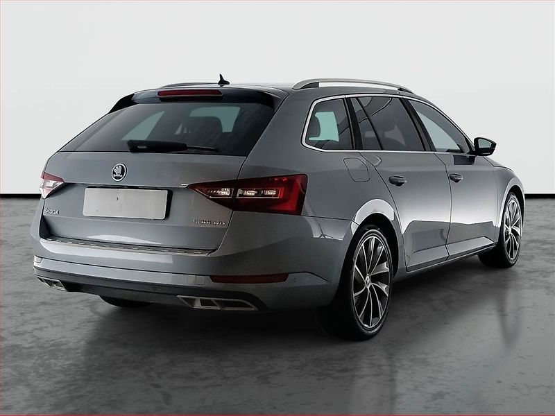 Škoda Superb (2018) Laurin&Klement 2.0 TDI, 4X4 - fotka 5 z 17