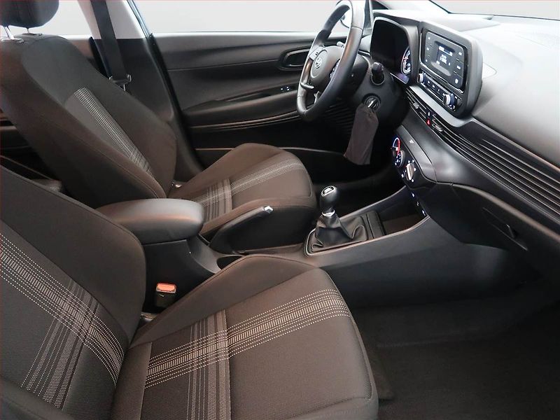 Hyundai Bayon (2021) Comfort 1.2 i, Serv.kniha - fotka 9 z 13