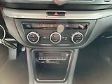 Volkswagen Sharan (2015) 2.0TDI, Navi, autoAC - náhled 14
