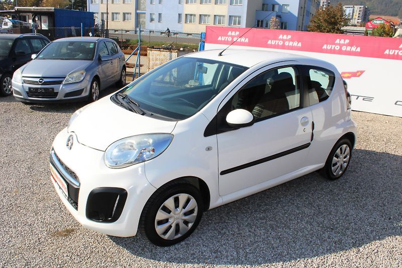 Citroën C1 (2012) 1,0i EL.OKNA ESP SERVO CENTRÁL - fotka 3 z 15