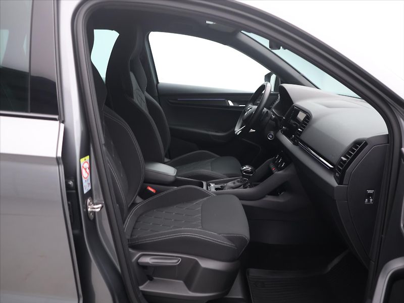 Škoda Karoq 1.5 TSI 110 kW Sportline CZ DS - fotka 12 z 33