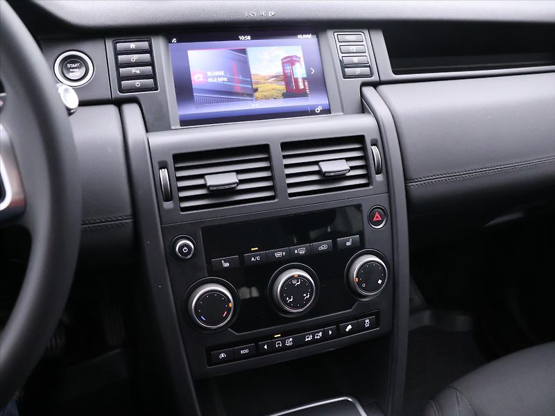 Land Rover Discovery 2,0 L TD4 110kW 4WD limatizace - fotka 18 z 30