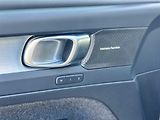 Volvo XC40 PLUS DARK B4 145kW, BLIS, ACC - náhled 7