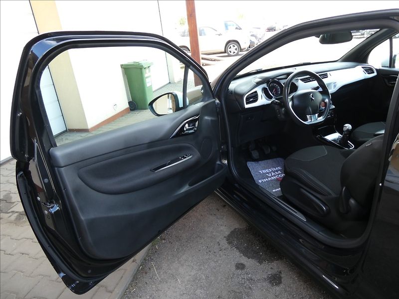 Citroën DS3 1,6 i 16V digi.klima, serviska - fotka 20 z 45