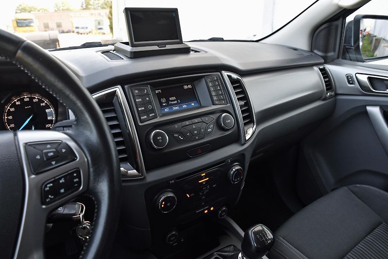 Ford Ranger 2.2 TDCi XLT DC 4X4, KLIMA, ČR - fotka 21 z 50