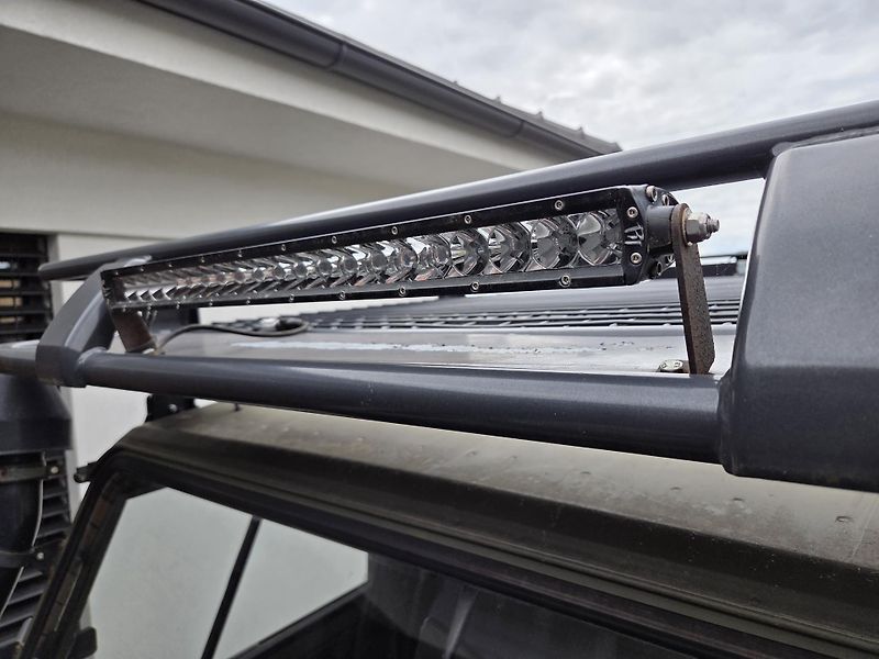 Land Rover Defender TDi HOBSON Military - RENOVACE - fotka 27 z 44