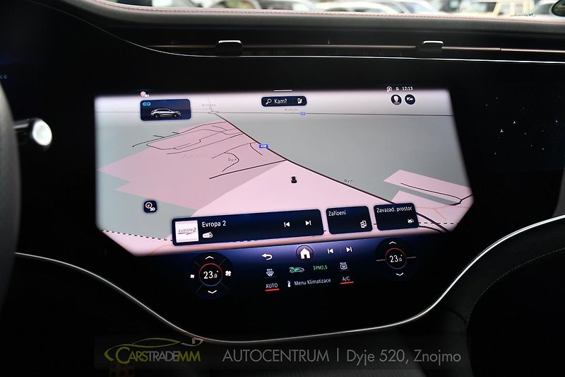 Mercedes-Benz EQE 500 4-MATIC AMG ZÁRUKA - fotka 35 z 56