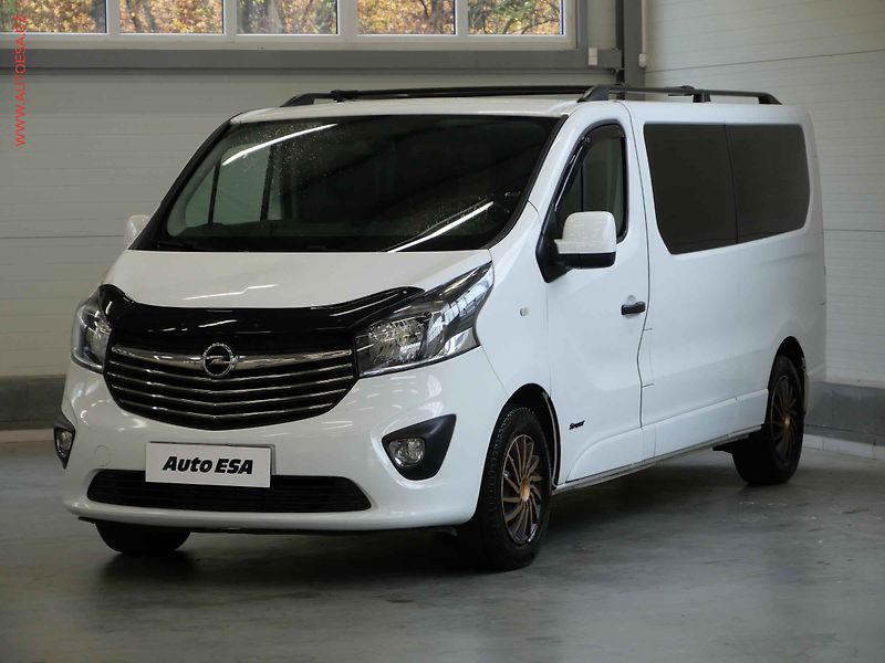 Opel Vivaro (2018) 1.6CDTi L2 9míst, 2.maj, AC - fotka 3 z 20