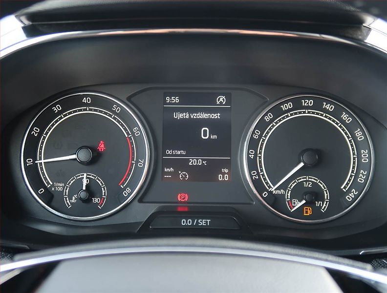 Škoda Fabia (2021) 1.0, Serv.kniha, Tempomat - fotka 11 z 18
