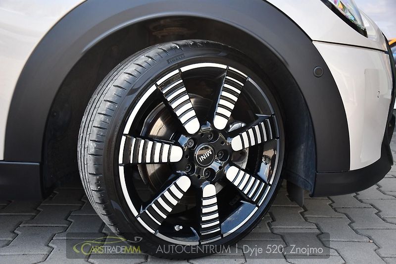 Mini Cooper S 2.0T AT H/K ACC NAVI - fotka 45 z 52
