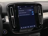 Volvo XC40 (2026) B3 AUT DARK ULTRA  - náhled 25