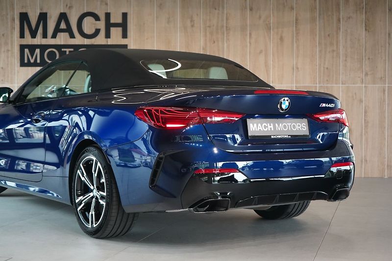 BMW Řada 4 M440i xDrive Cabrio, Merino - fotka 12 z 38