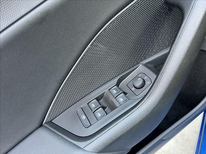 Škoda Octavia 2,0 TDi Ambition LED záruka - fotka 25 z 28