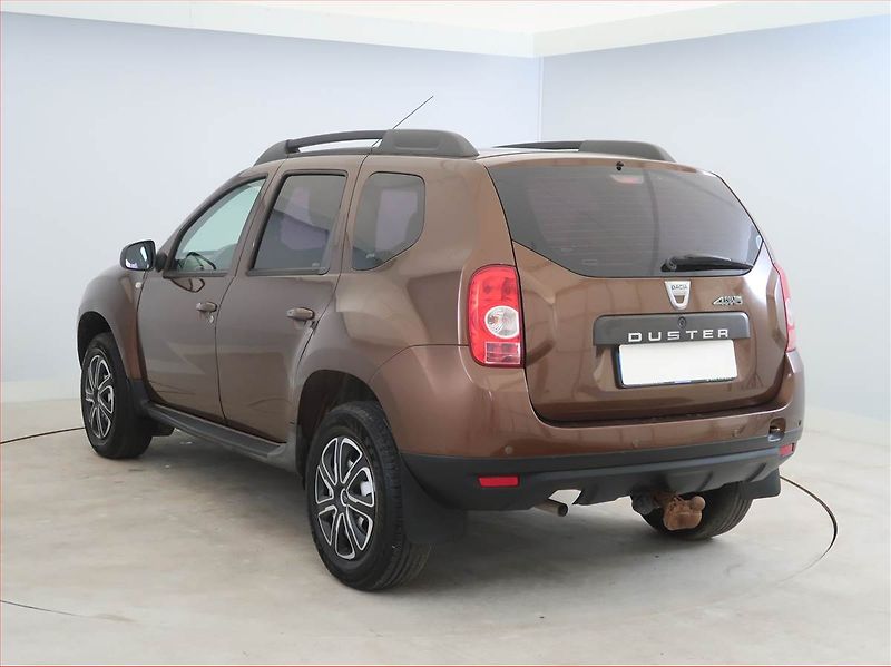 Dacia Duster (2013) 1.5 dCi, Park. senzory - fotka 4 z 12