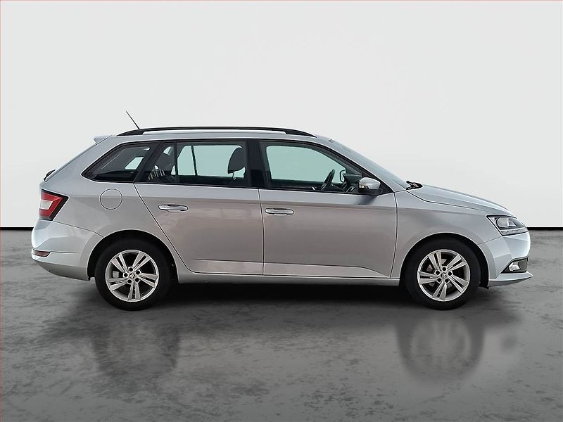 Škoda Fabia (2022) Ambition 1.0 TSI, Serv.kniha - fotka 6 z 15