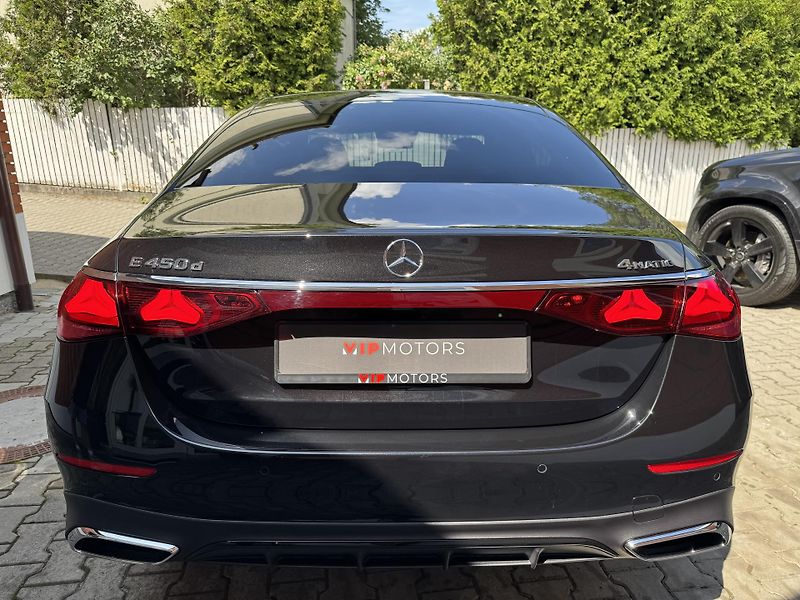 Mercedes-Benz Třídy E E450d-4M-AMG-NEZ.T-3D-R20-ČR - fotka 5 z 46