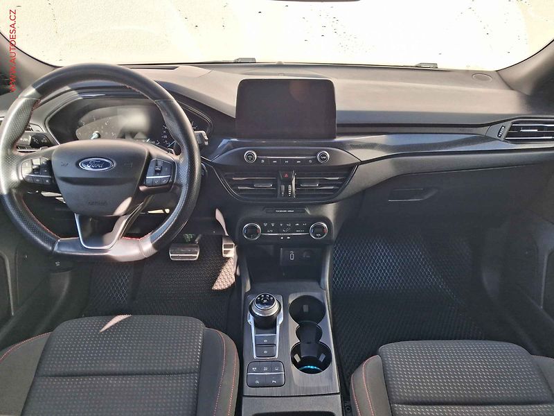 Ford Focus (2020) 1.5 TDCI, 2.maj, AT, navi - fotka 8 z 20