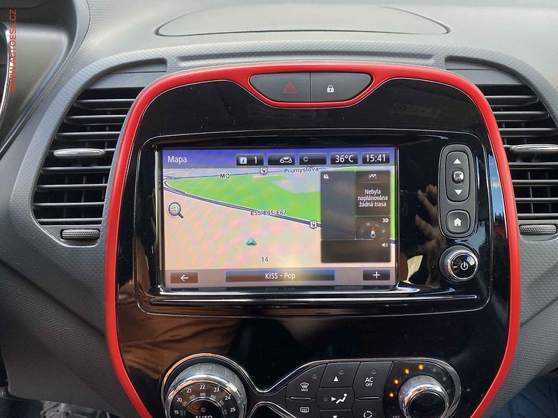 Renault Captur (2014) 1.2 TCe, ČR, Helly Hansen - fotka 15 z 16