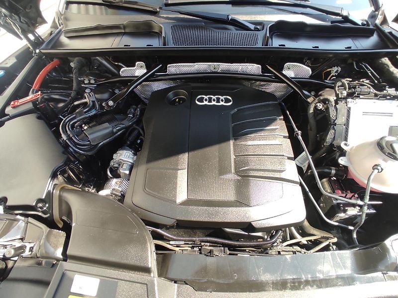 Audi Q5 2,0TDi 40 150kW,4x4,S-Line, ČR - fotka 48 z 63