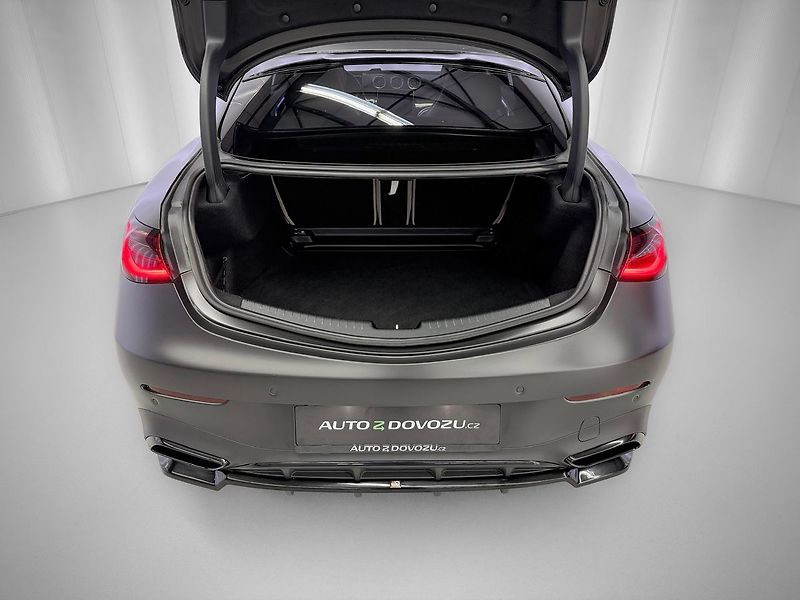 Mercedes-Benz CLE 4MATIC AMG, BURMESTER, PANORAM - fotka 32 z 33