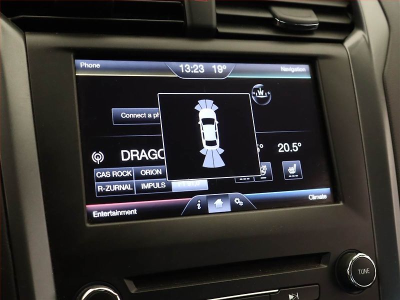 Ford Mondeo (2015) Titanium 2.0 TDCI, ČR,1.maj - fotka 15 z 19