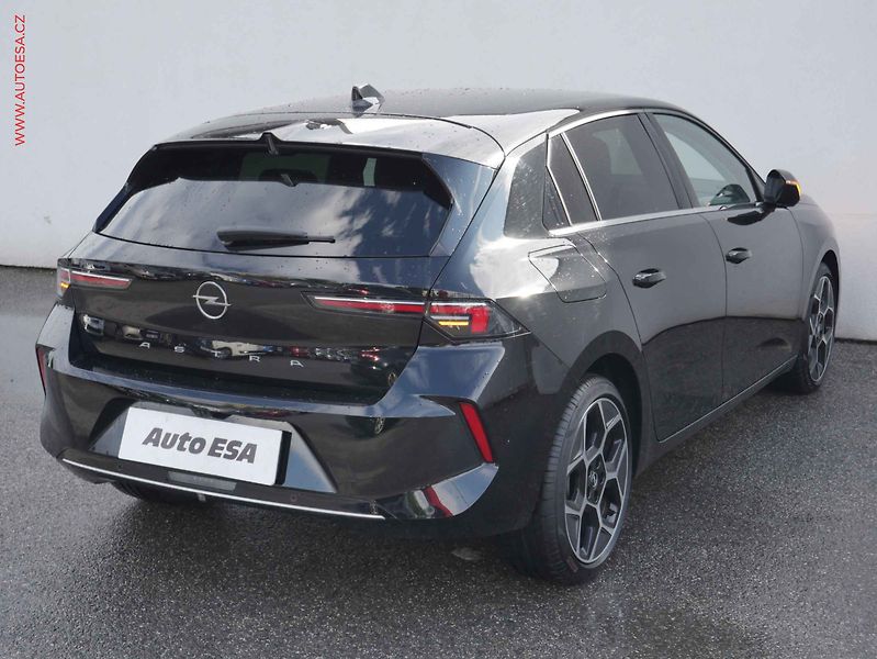 Opel Astra (2023) 1.2PT, 1.maj,ČR, Elegance - fotka 4 z 15