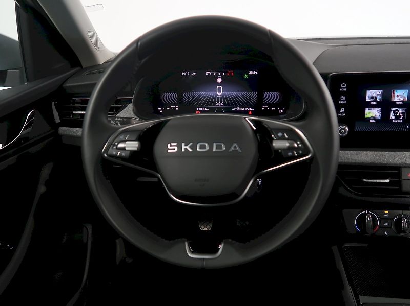 Škoda Kamiq (2025) SELECTION 1.0TSI 85KW - fotka 16 z 38