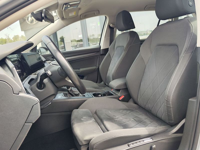 Volkswagen Golf 1.5 TSI/96kW Style - fotka 15 z 29
