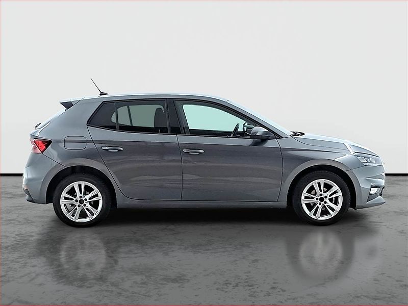Škoda Fabia (2021) Ambition 1.0 TSI, Serv.kniha - fotka 6 z 19