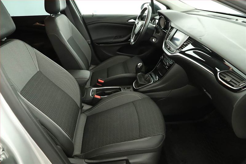 Opel Astra (2022) 1.5 CDTI, Tempomat - fotka 7 z 18