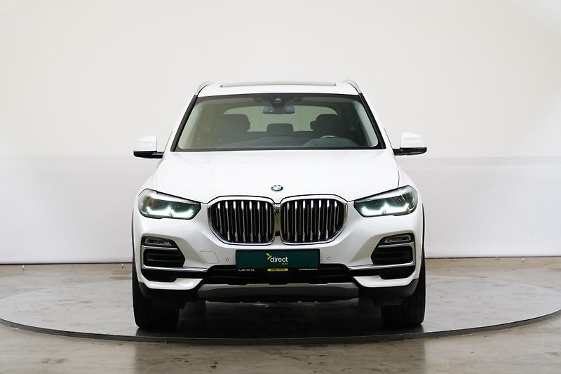 BMW X5 - fotka 4 z 26