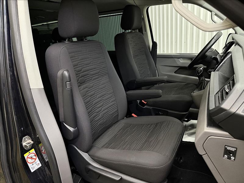 Volkswagen Caravelle 2.0TDI 4MOTION DSG ACC VC LED - fotka 35 z 37