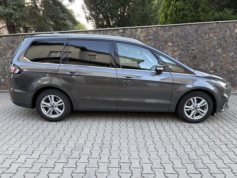 Ford Galaxy (2022) 2.0 EcoBlue  Titanium 7 míst - fotka 2 z 30
