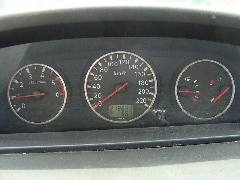 Nissan X-Trail 2.2 DCi, 100 kW, klimatizace - fotka 12 z 27