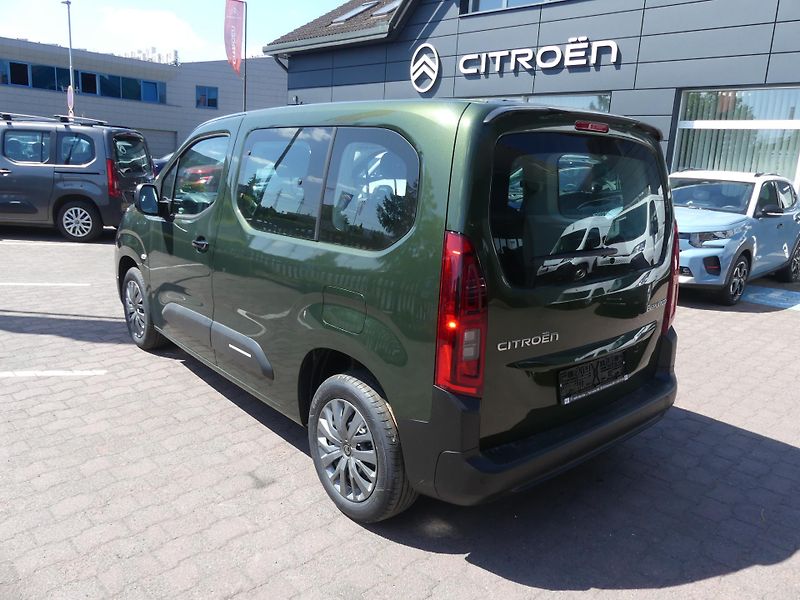 Citroën Berlingo (2026) PLUS Petrol 110k Manual   - fotka 6 z 20
