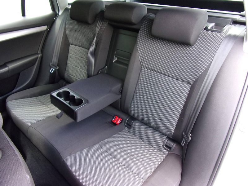 Škoda Octavia 1.6TDi81kW DPH ČR 1.MAJ. 2xKOL - fotka 18 z 23