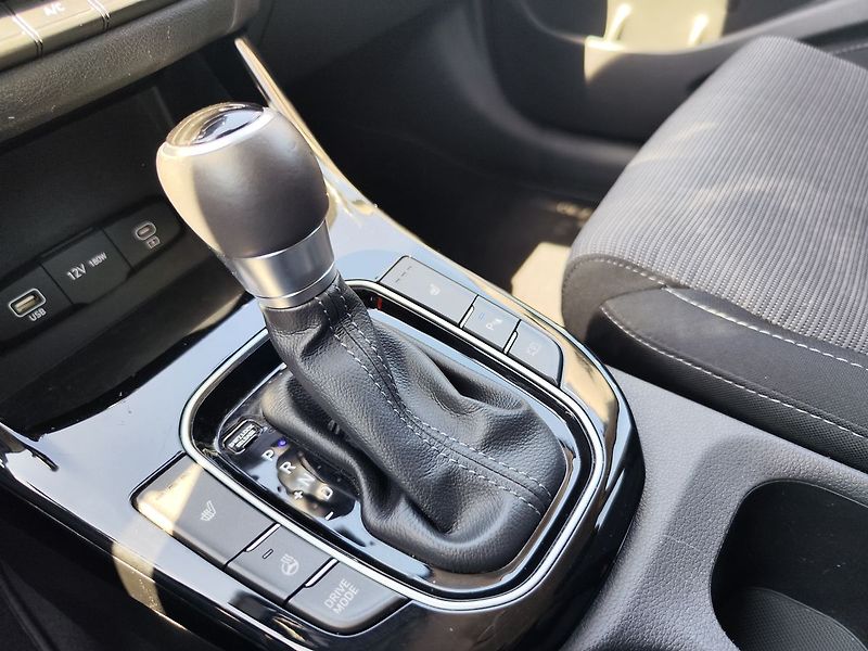 Hyundai i30 1.0 T-GDi/74kW Smart Climate - fotka 21 z 31