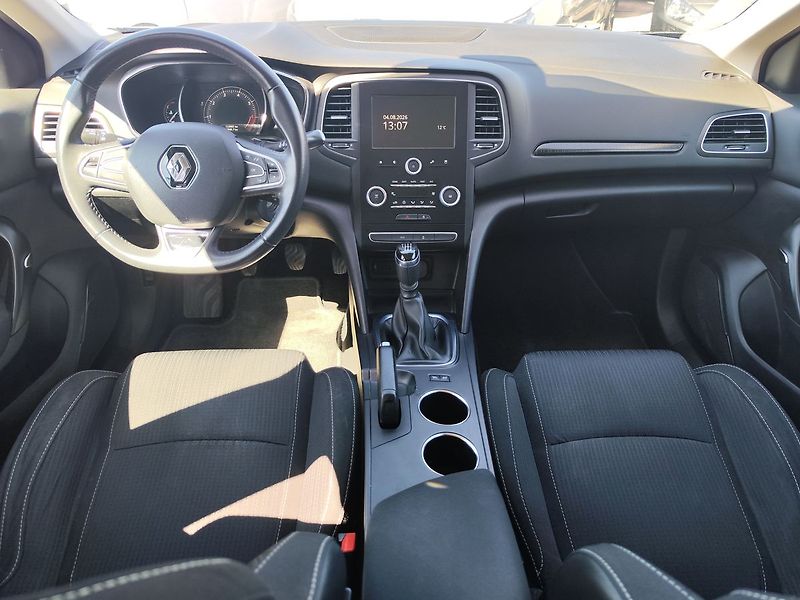 Renault Mégane 1.2 TCE/97kW 1.majitel - fotka 11 z 29