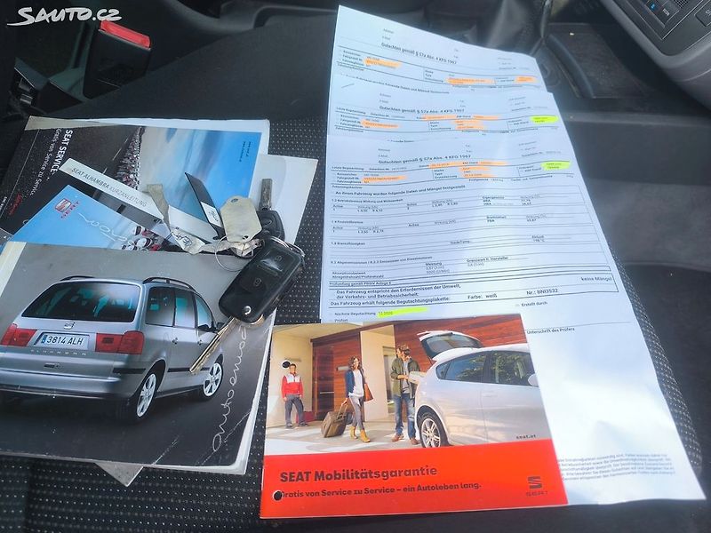 Seat Alhambra (2009) 4X4,1,9TDI,7M,TZ,KRÁSNÁ,1MAJ64 - fotka 14 z 27