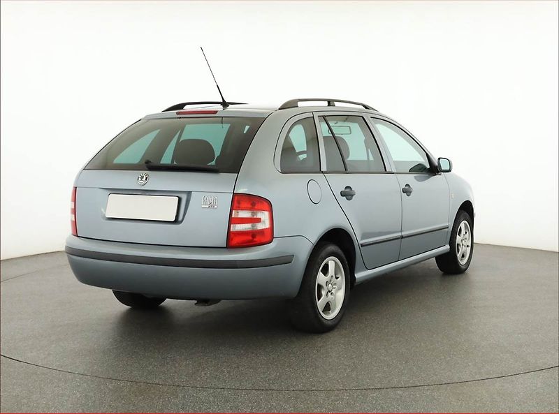 Škoda Fabia (2006) 1.2 12V, jezdí dobře - fotka 5 z 16