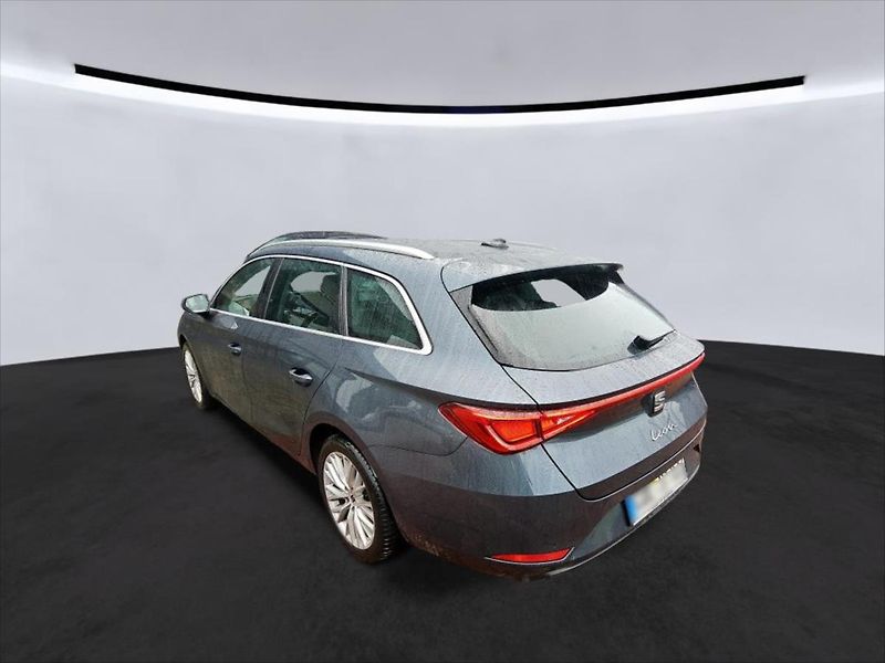 Seat Leon 2,0 TDI TAŽNÉ KAMERA - fotka 3 z 10