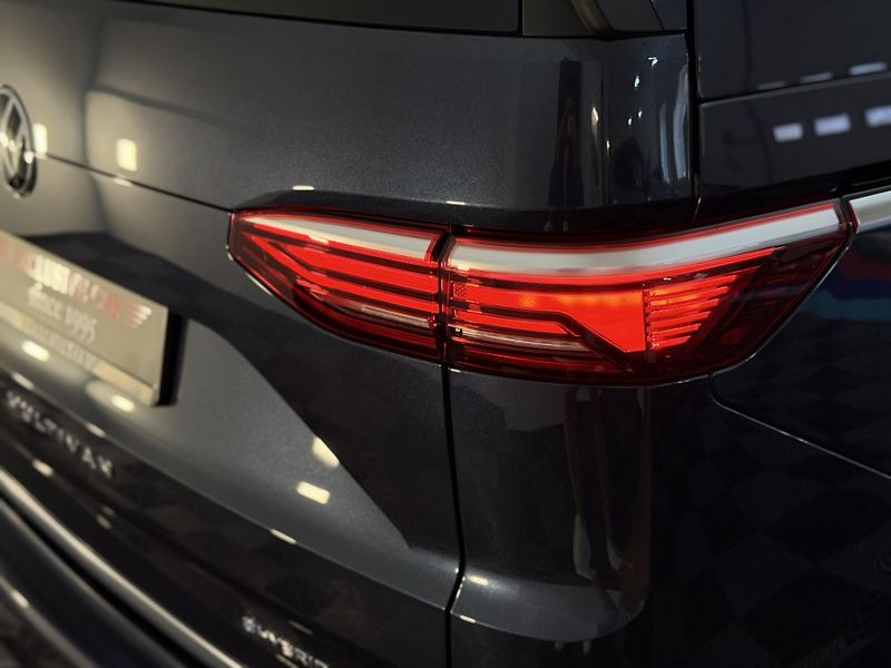 Volkswagen Multivan T7 eHybrid 4Motion Style TOP - fotka 14 z 47