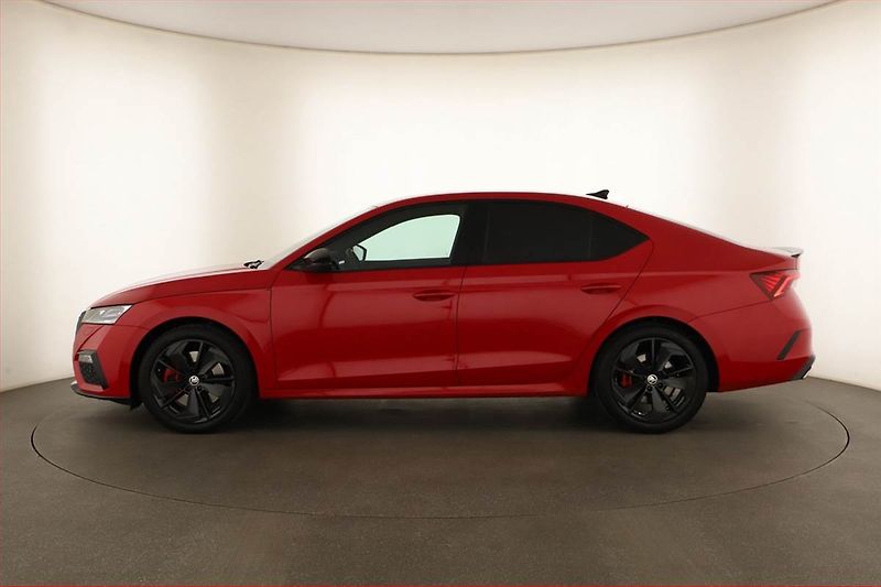 Škoda Octavia (2022) RS 2.0 TSI - fotka 3 z 16