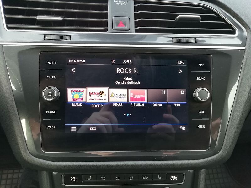 Volkswagen Tiguan Allspace 2,0 TDI DSG 4M R-Line 140kW - fotka 15 z 20