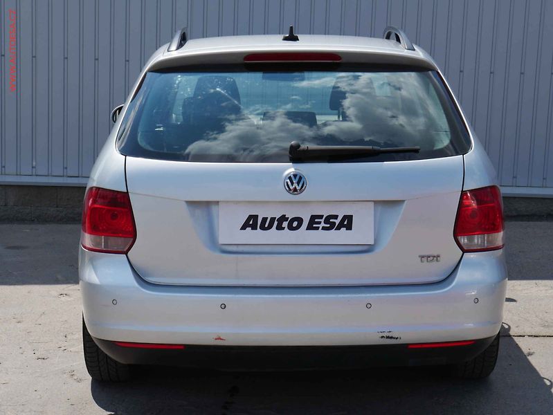 Volkswagen Golf (2009) 1.9 TDi, ČR, AC, výhřev sed - fotka 5 z 15