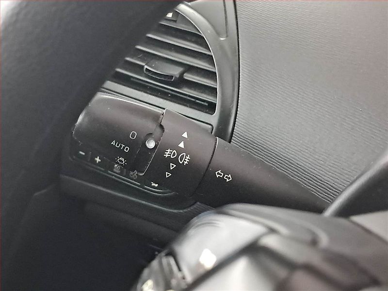Citroën C4 Picasso (2007) 1.8 i, nová STK, Tažné - fotka 14 z 18