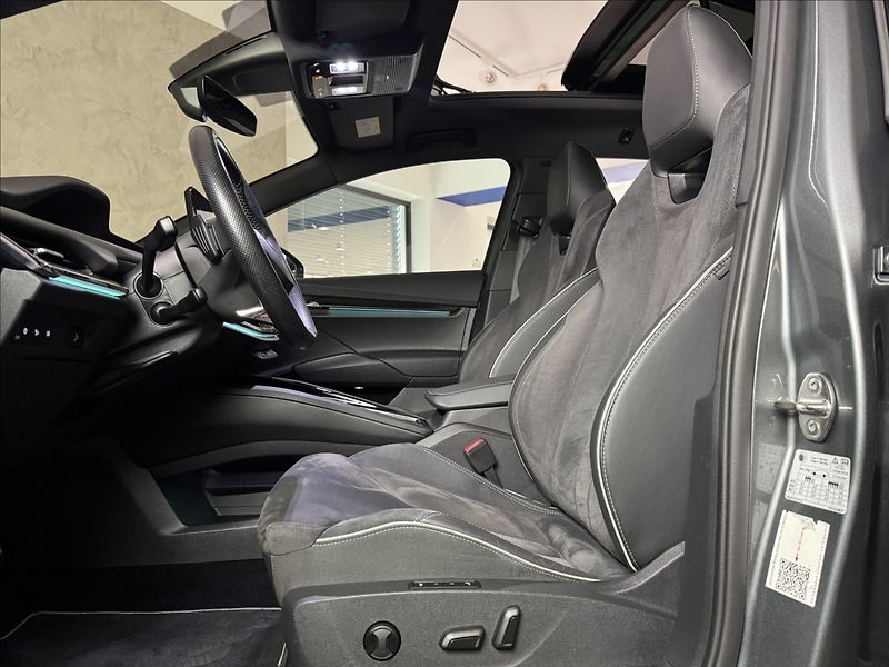 Škoda Enyaq 80 Sportline Matrix Tepelko - fotka 25 z 50